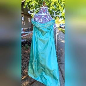 Jessica McClintock Gown